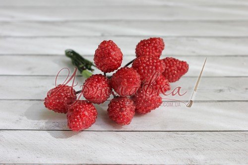 Декоративные ягодки-малинки