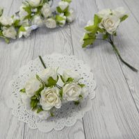 Декоративні трояндочки білі