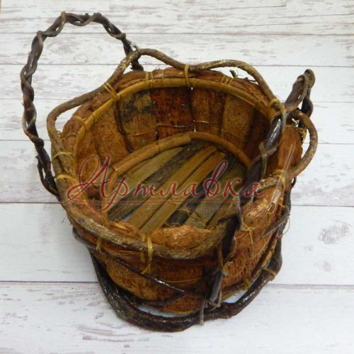 Кашпо из пальмовых листьев