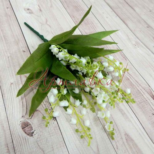 Ландыши в букете